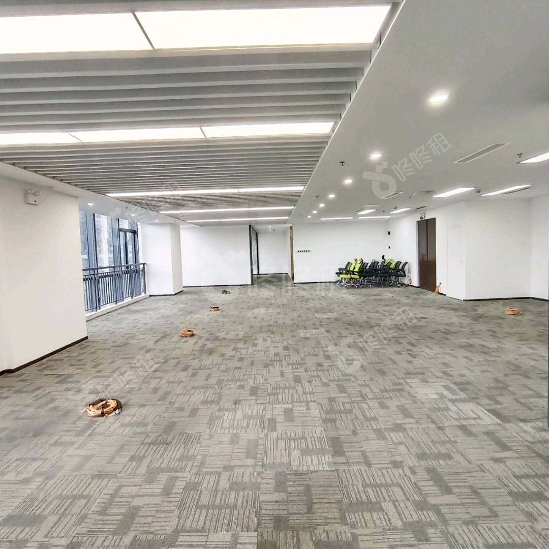 比克科技大厦_423平_精装_办公室开间