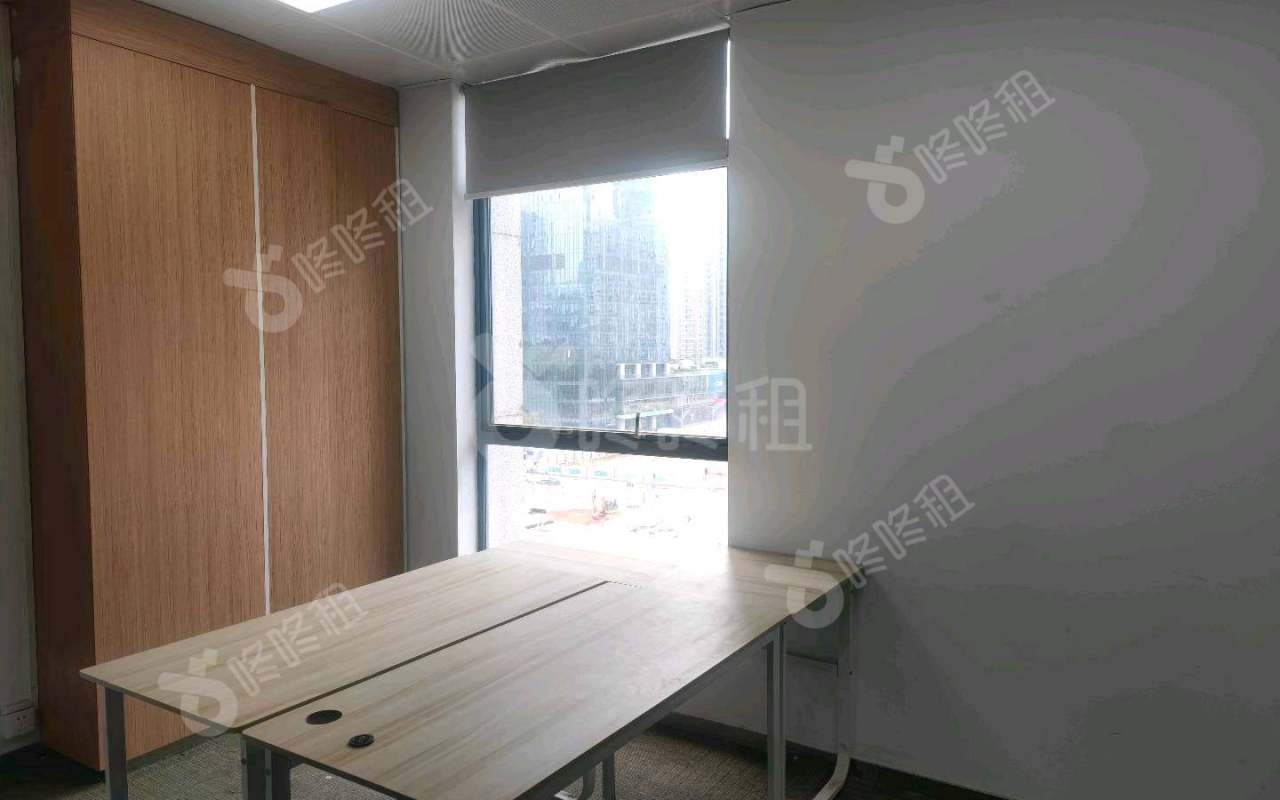 武汉大学产学研基地_98平_精装_办公室开间
