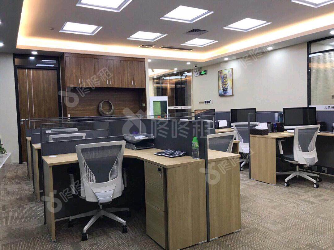 京基滨河时代_290平_精装_办公室开间