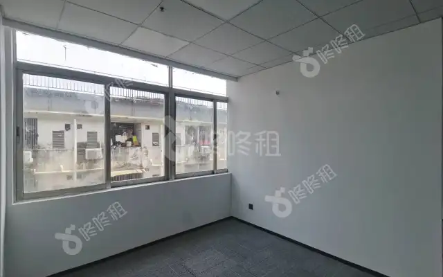 富裕顶大厦_100平_精装_办公室房源出租