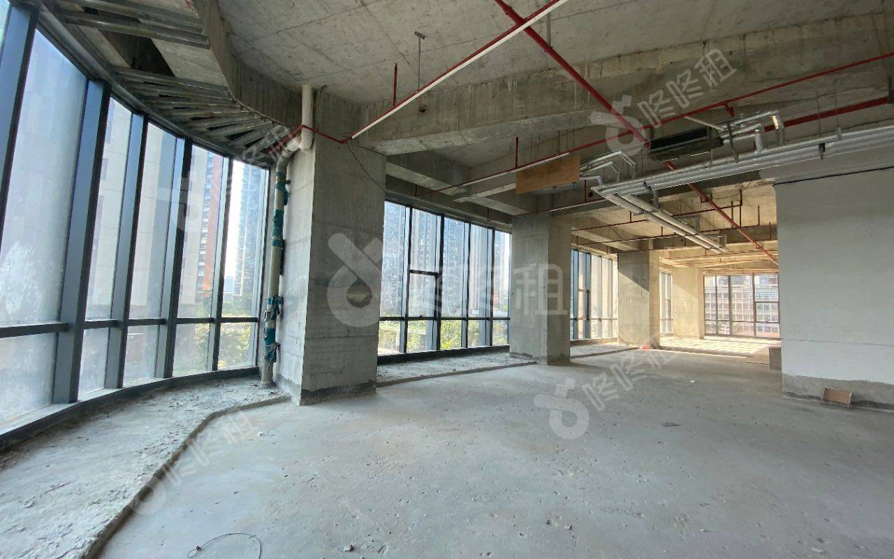 豪方天际广场_889平_毛坯_办公室开间