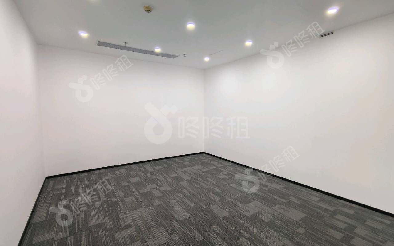 国际西岸商务大厦_567平_豪装_办公室隔间