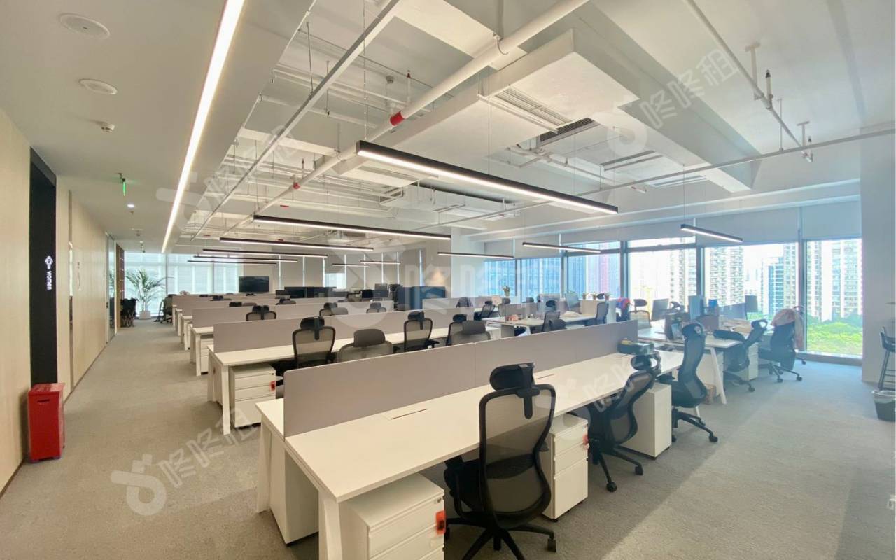 荣丰中心_1700平_定制装修_办公室隔间