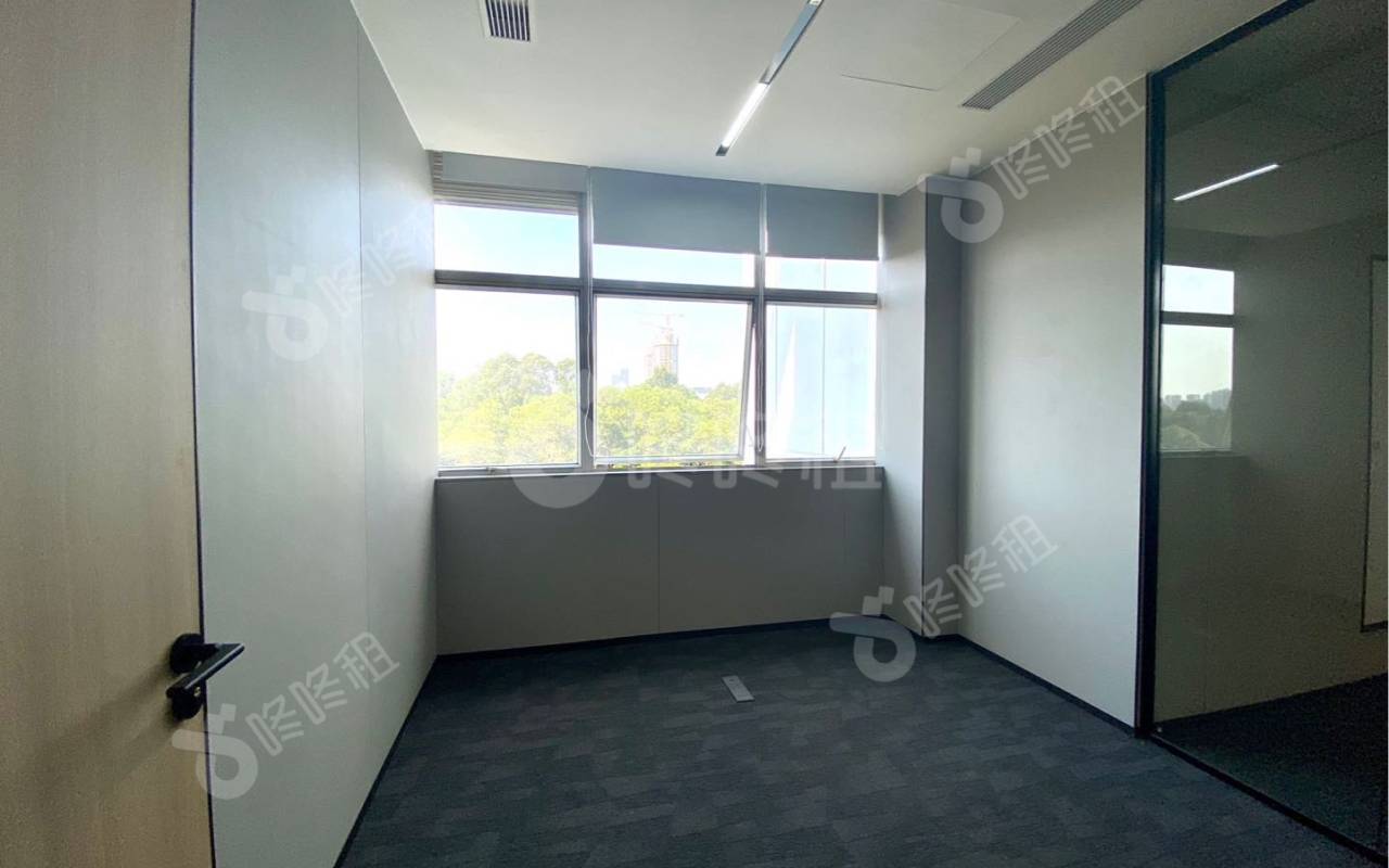 长园新材料港_190平_精装_办公室隔间