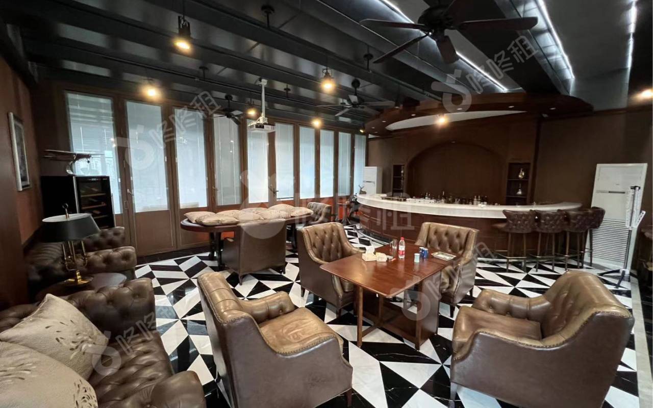 前海深港基金小镇_733平_豪装_办公室隔间