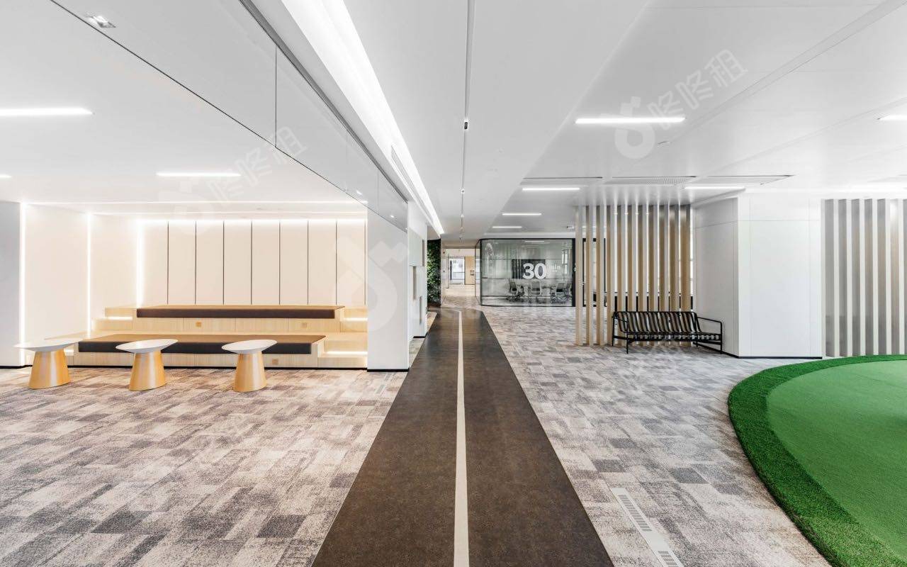 湾厦中心_2232平_豪装_办公室开间