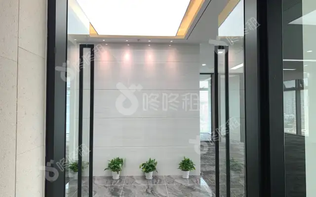 侨城一号_216平_精装_办公室房源出租
