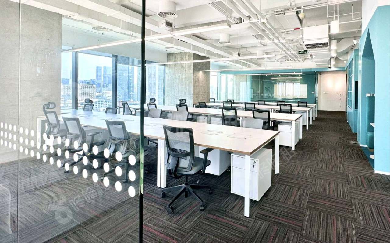 光启未来中心_357平_豪装_办公室开间