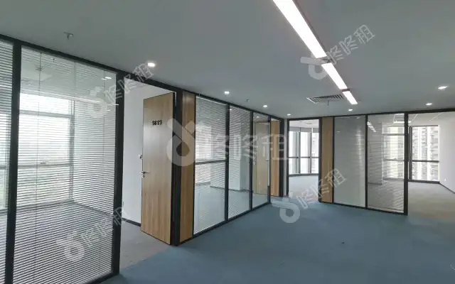豪方天际广场_186平米_豪装_办公室房源出租