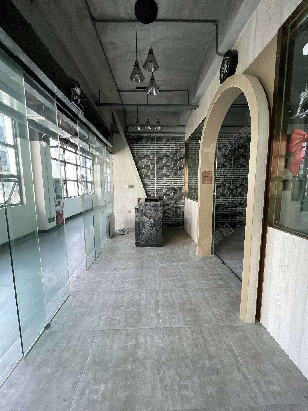 华侨城创意文化园_155平_精装_前台