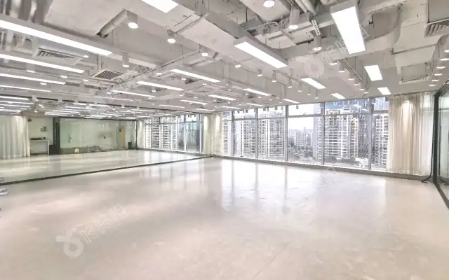 天利中央广场_162平米_简装_办公室房源出租