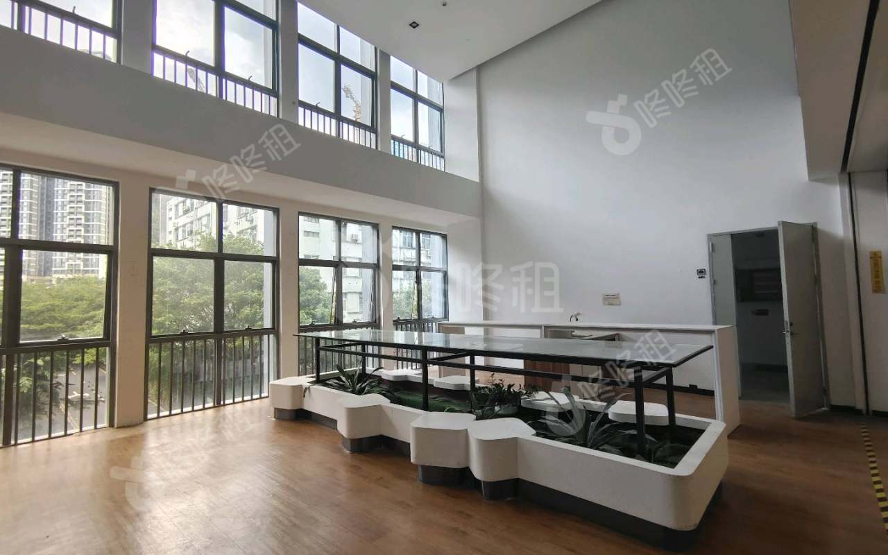 万海大厦_1874平_豪装_办公室开间