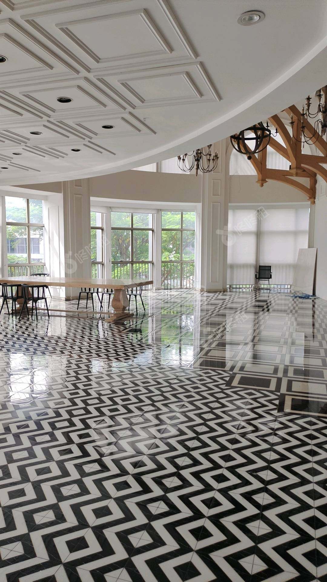 万融大厦_778平_精装_办公室开间