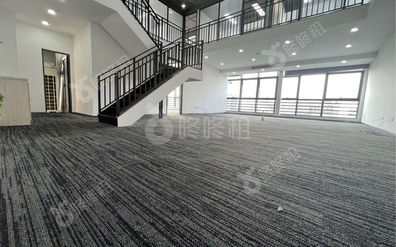 TCL国际E城_963平_精装_办公室开间