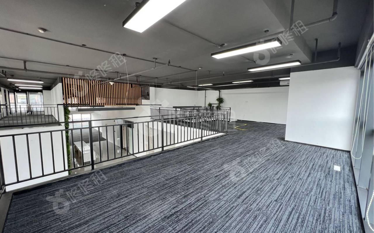 TCL国际E城_963平_豪装_办公室开间