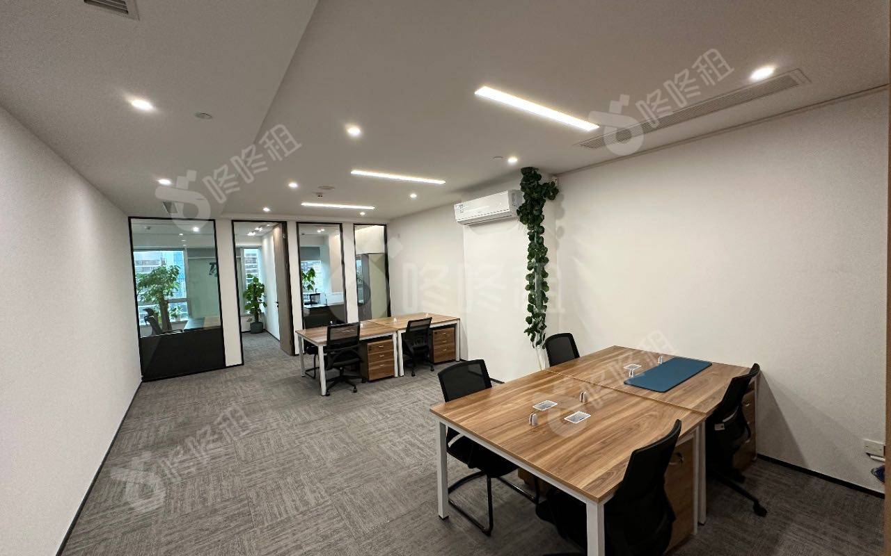 瑞思国际_138平_精装_办公室开间