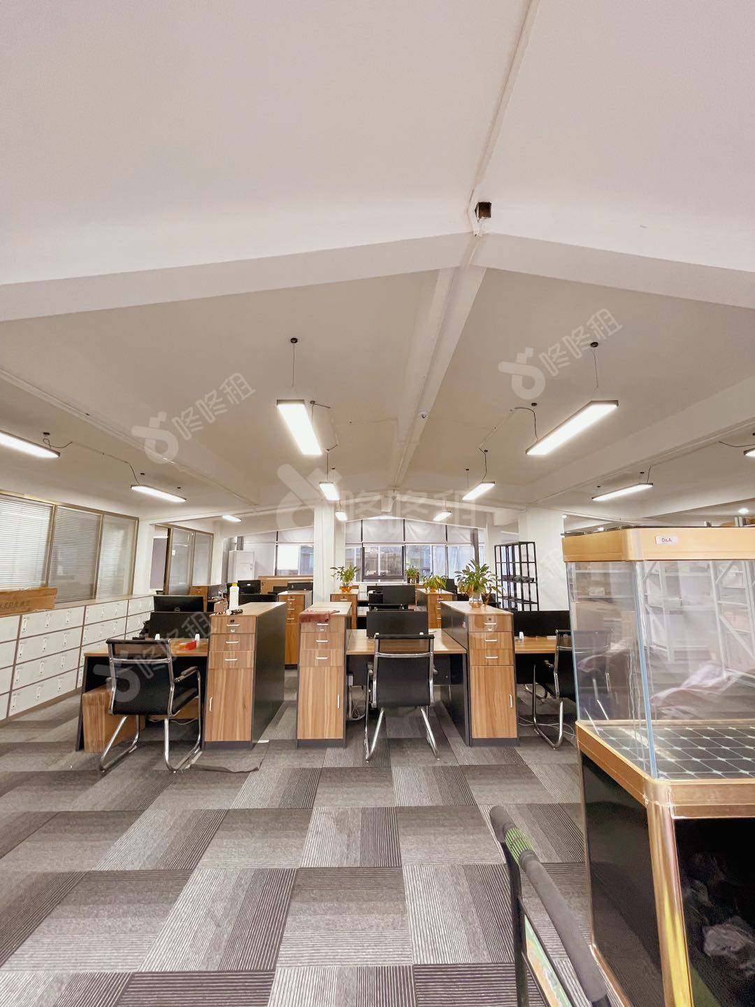 米粒文创园_400平_精装_办公室开间