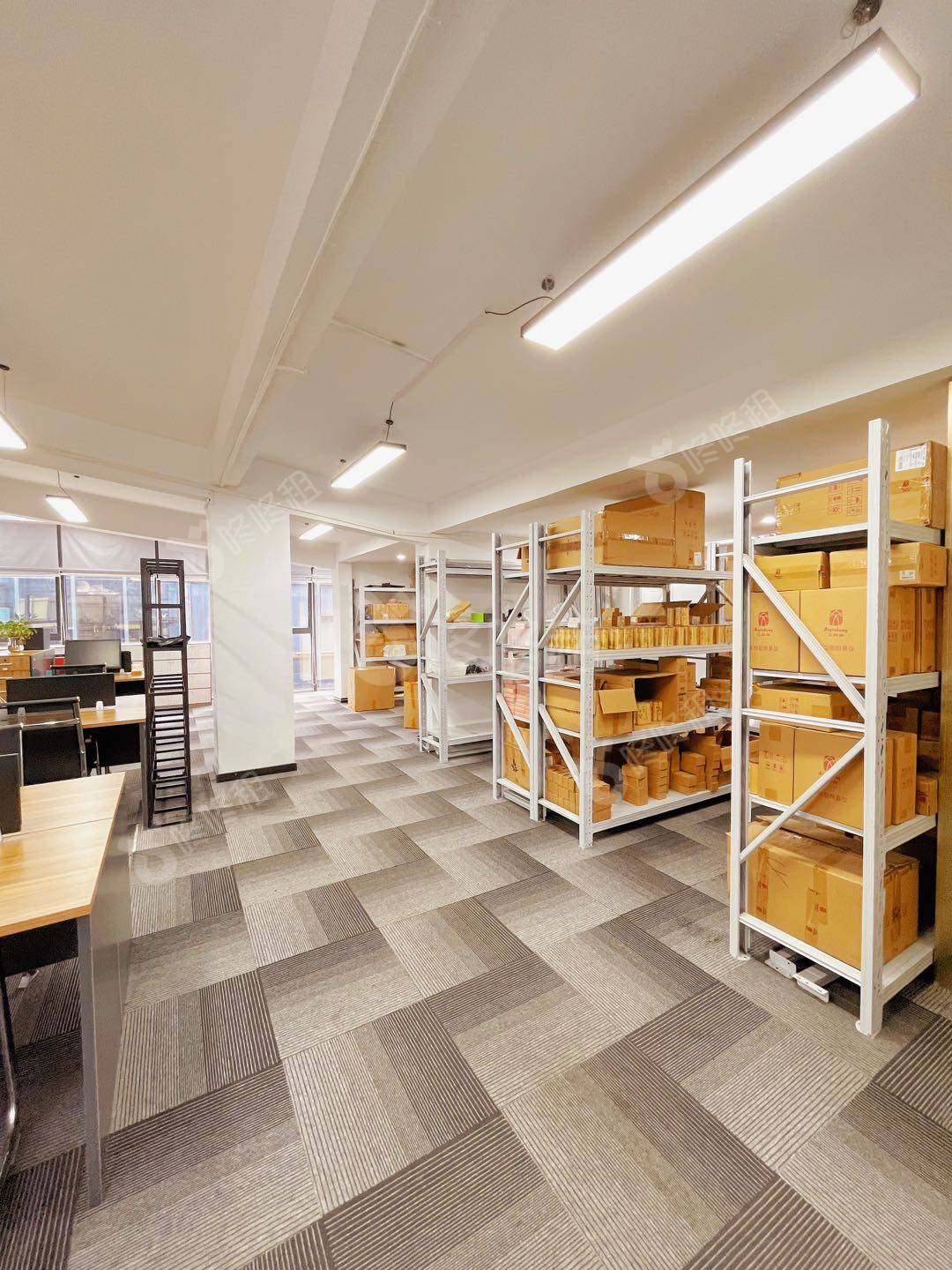 米粒文创园_400平_精装_办公室开间