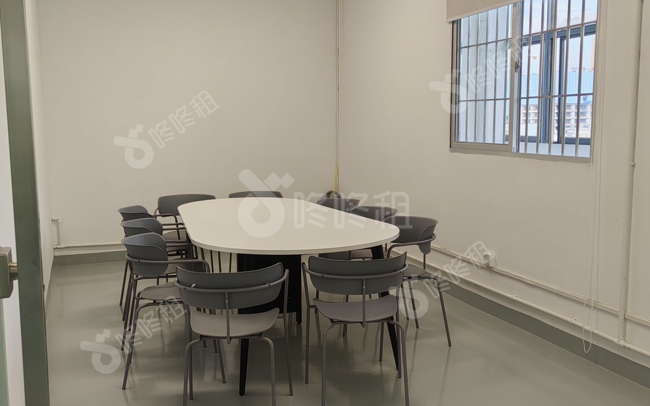 引进大厦_500平_精装_办公室隔间