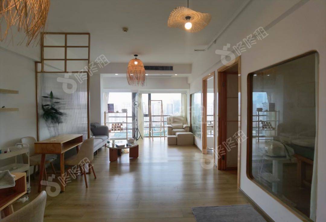 田厦金牛广场_125平_豪装_办公室开间