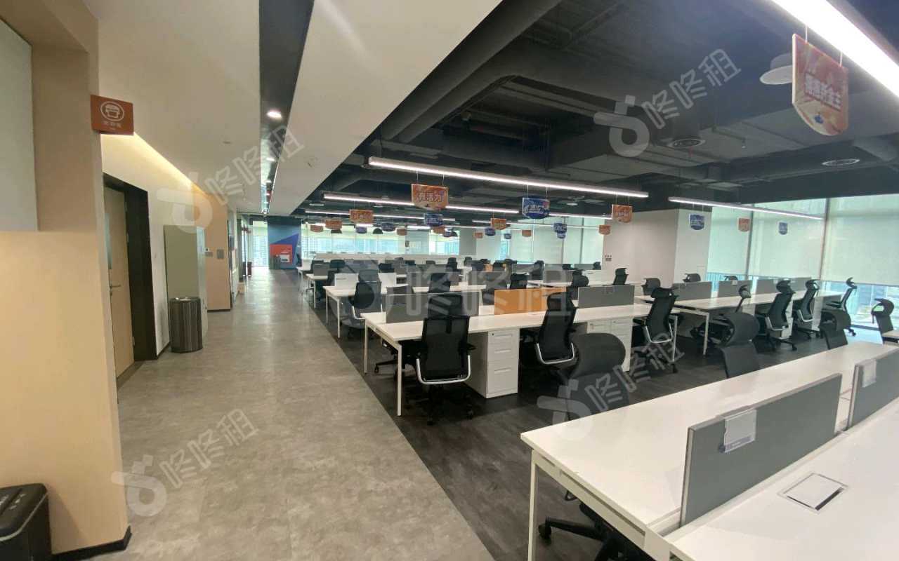 金地威新中心_2000平_豪装_办公室开间