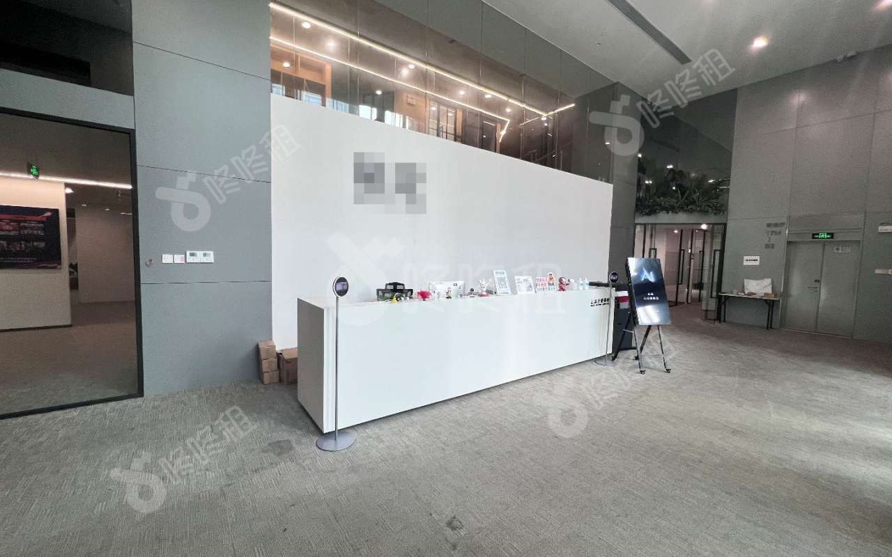 超多维科技大厦_2458平_精装_前台