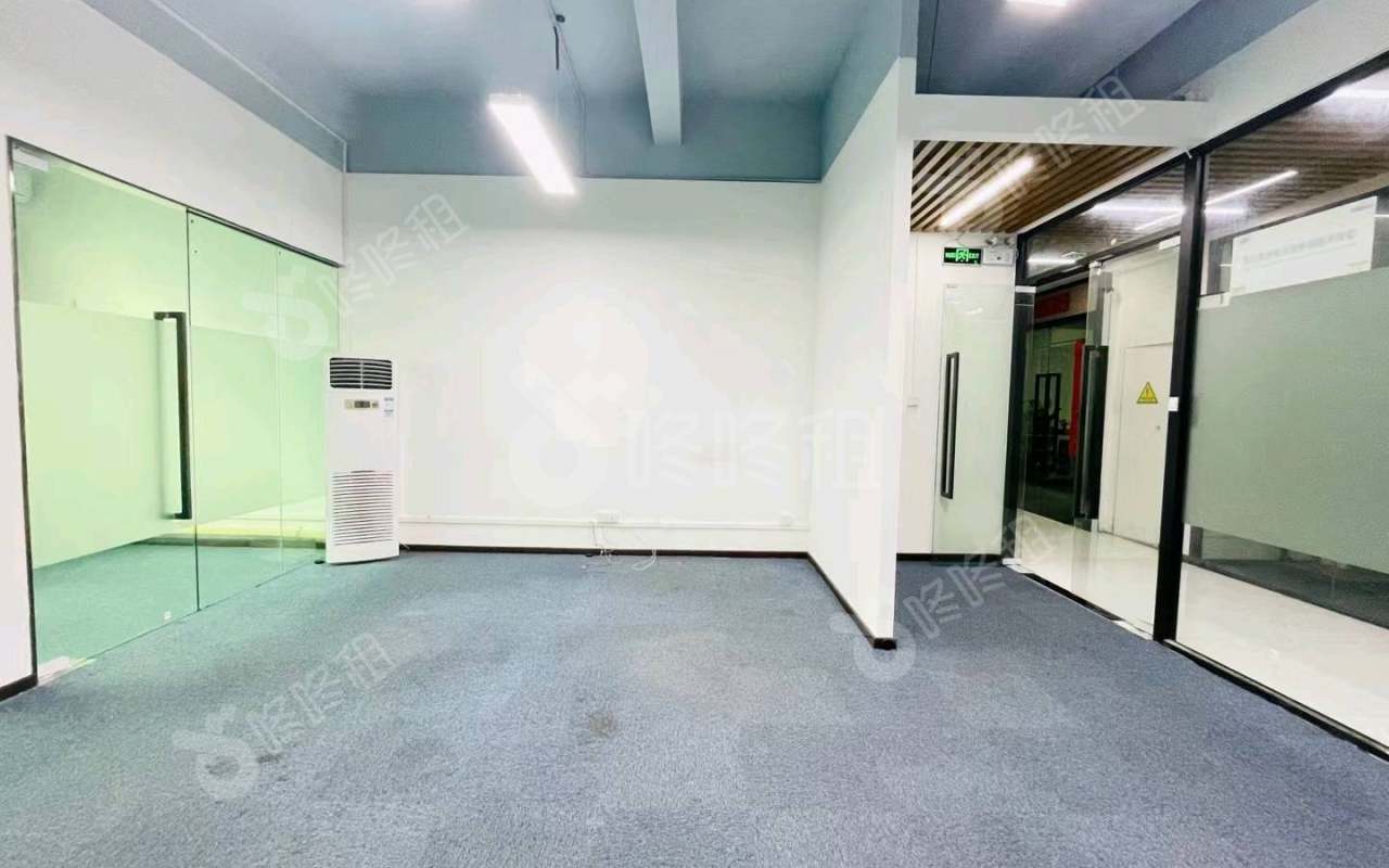 南山云谷二期_100平_精装_办公室开间