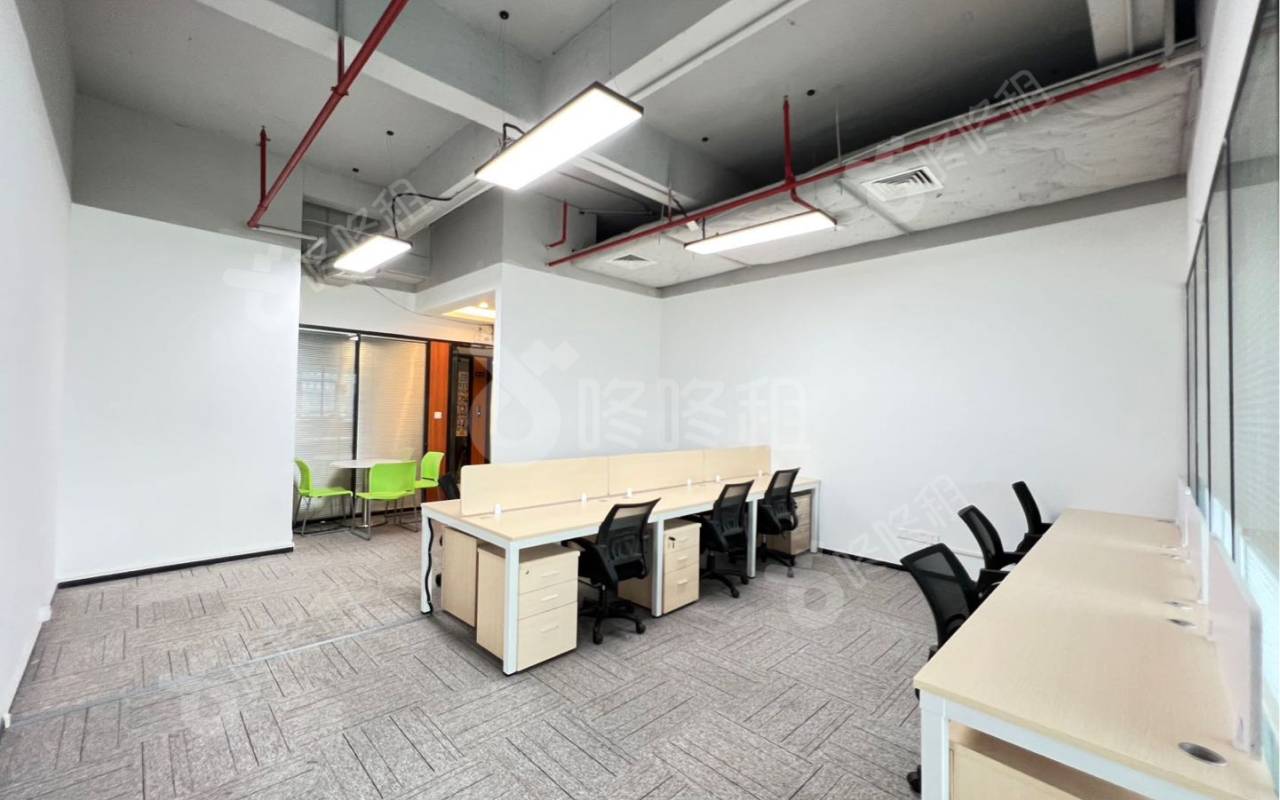 天明科技大厦_163平_精装_办公室开间