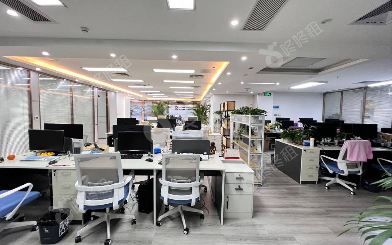 创新科技广场一期_696平_精装_办公室开间