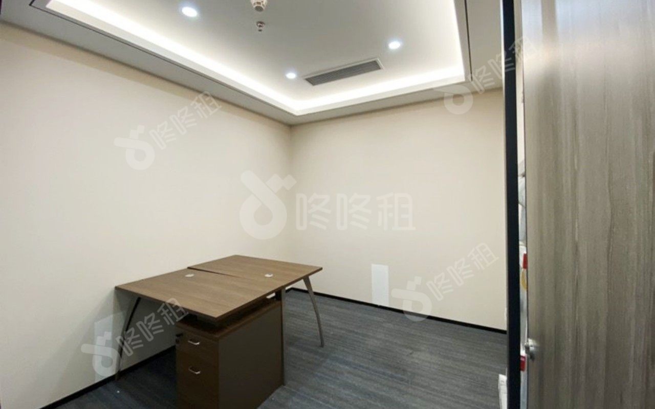 雪花科创城_280平_精装_办公室隔间