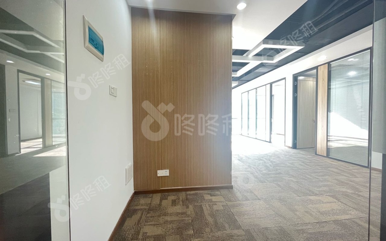 凯达尔集团大厦_178平_精装_前台