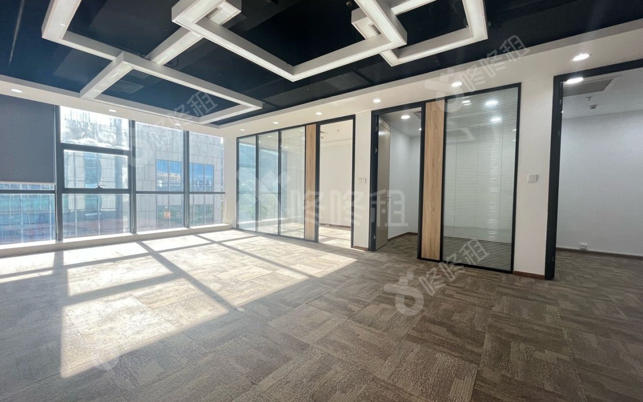 凯达尔集团大厦_178平_精装_办公室开间