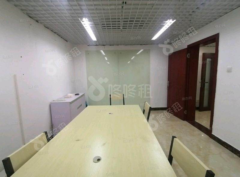 华丰大厦_110平_简装_办公室隔间