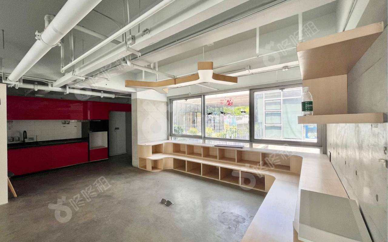 万科云城设计公社_358平_精装_办公室开间