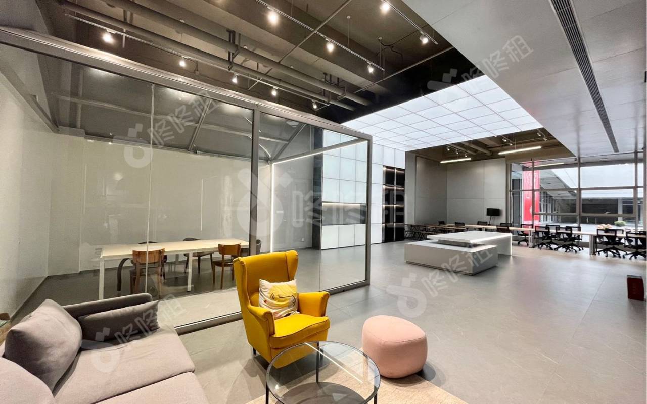 万科云城设计公社_152平_豪装_办公室开间