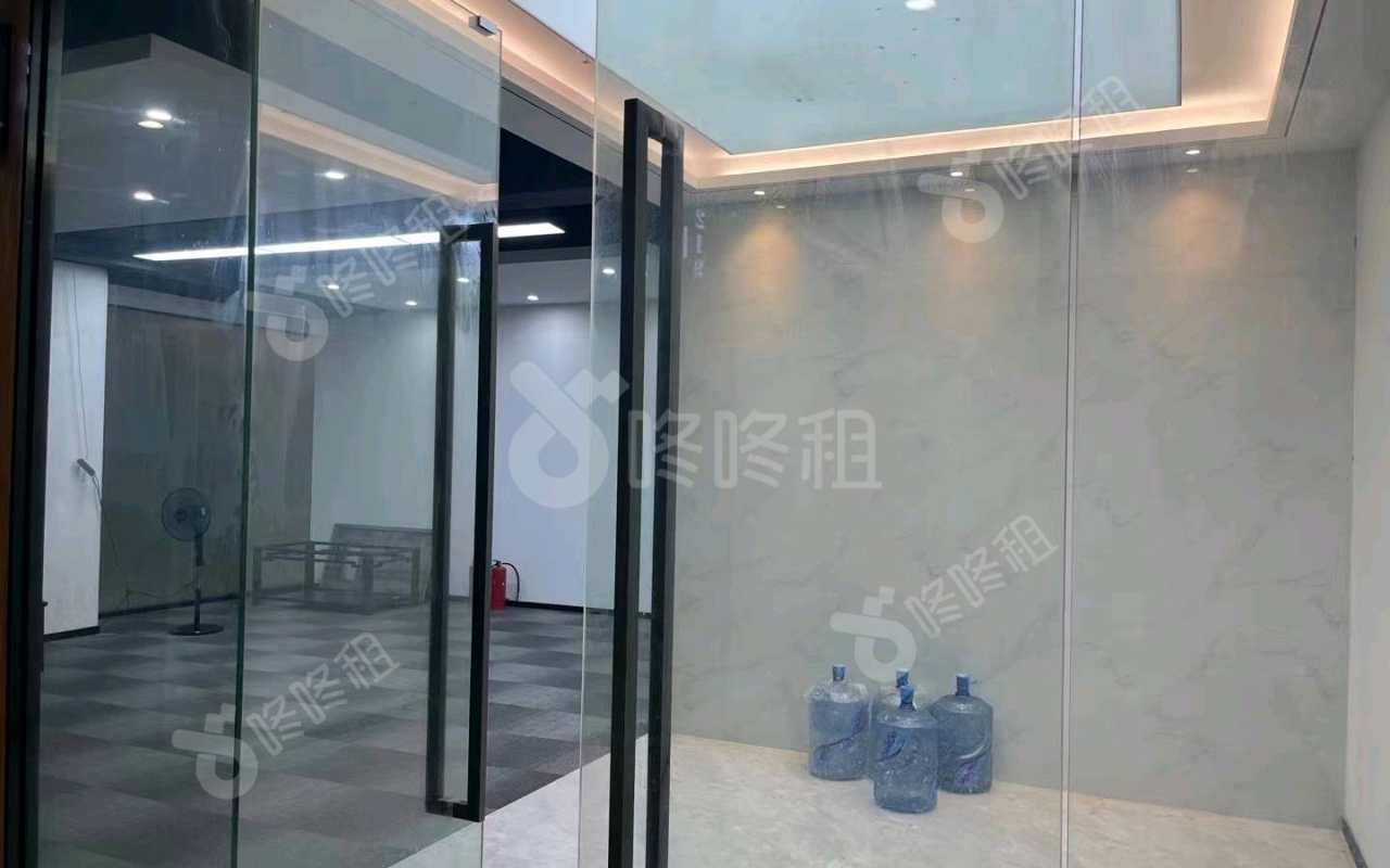 文峥鑫大厦_157平_精装_前台