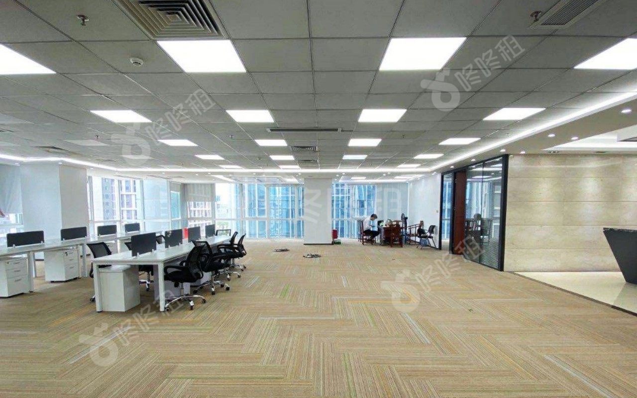 鹏鼎时代大厦_358平_精装_办公室开间