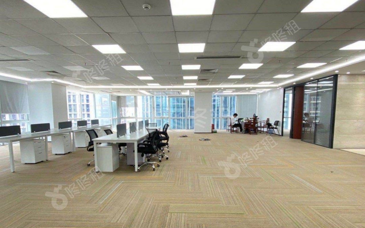 鹏鼎时代大厦_358平_精装_办公室开间