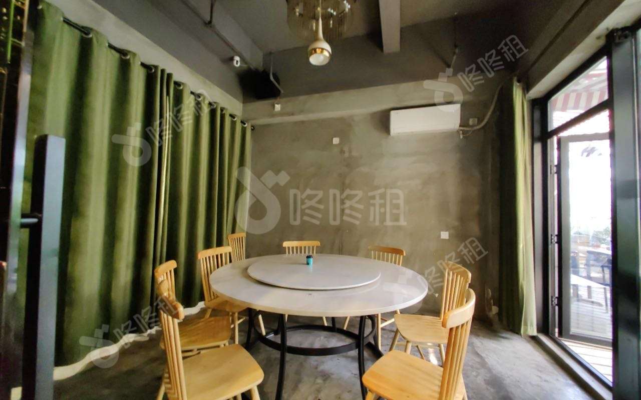 南山睿园产业园_445平_豪装_办公室隔间