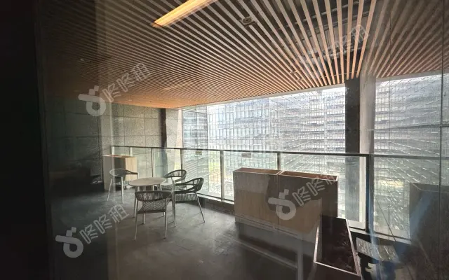 前海科兴科学园(正中华丽中心)_2213平_精装_办公室房源出租