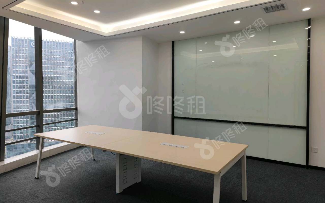 怡化金融科技大厦_780平_精装_办公室隔间