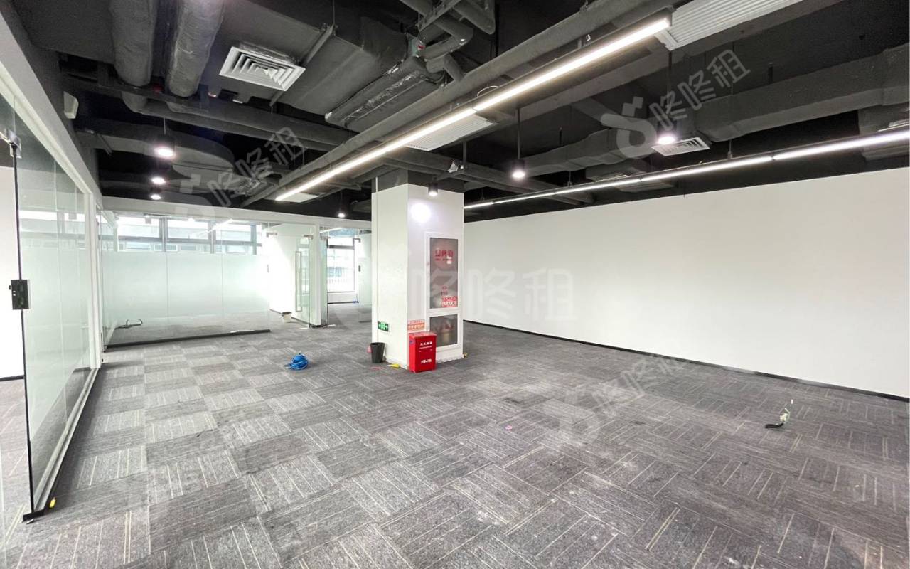 航城智谷(中城未来产业园)_403平_精装_办公室开间