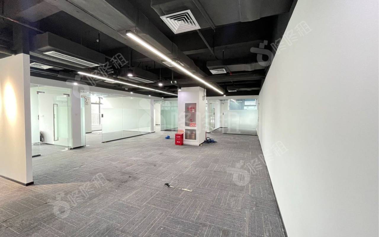 航城智谷(中城未来产业园)_403平_精装_办公室开间