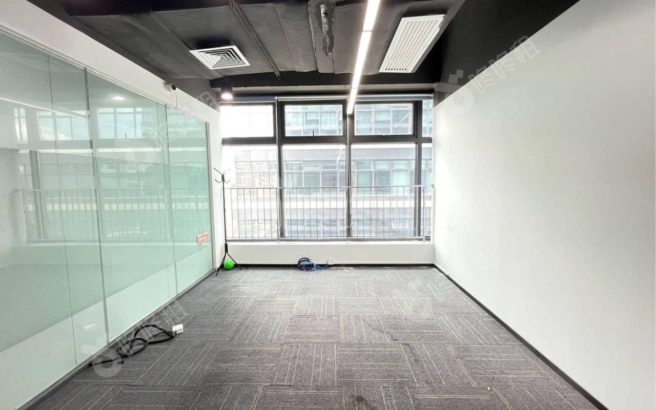 航城智谷(中城未来产业园)_403平_精装_办公室隔间