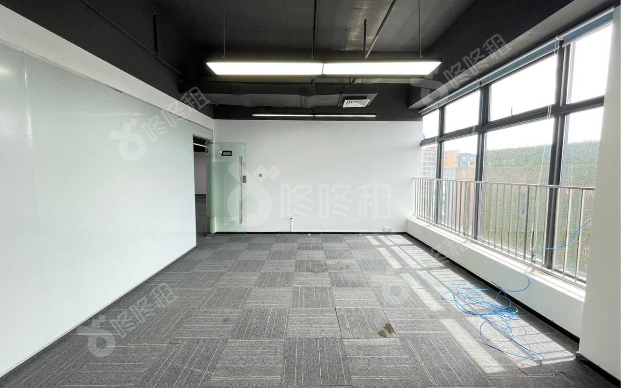 航城智谷(中城未来产业园)_403平_精装_办公室隔间