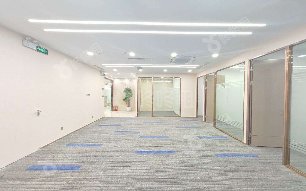 盛唐大厦_248平_精装_办公室开间