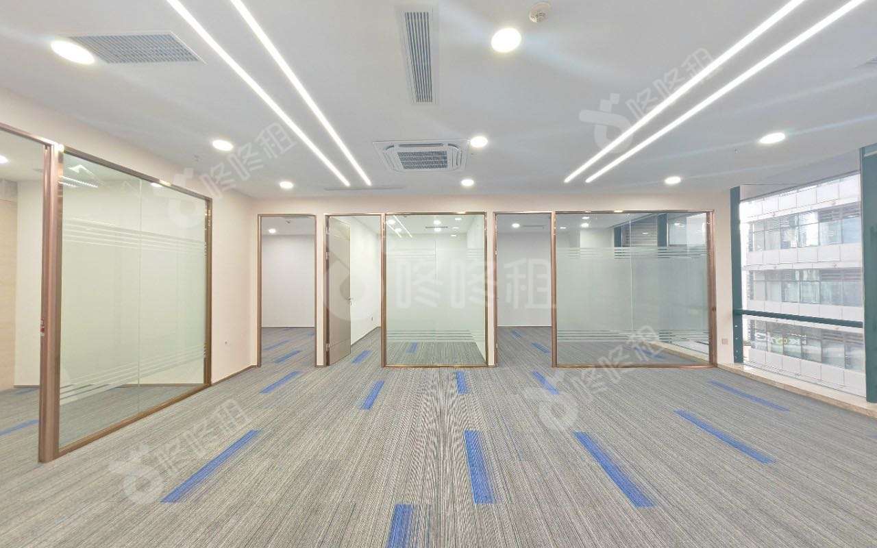 盛唐大厦_248平_精装_办公室开间