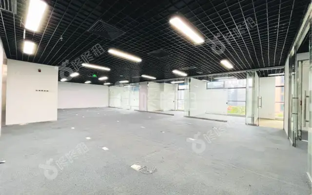 康佳研发大厦_425平_精装_办公室房源出租