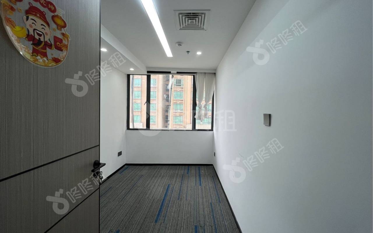 侨福大厦_130平_精装_办公室隔间