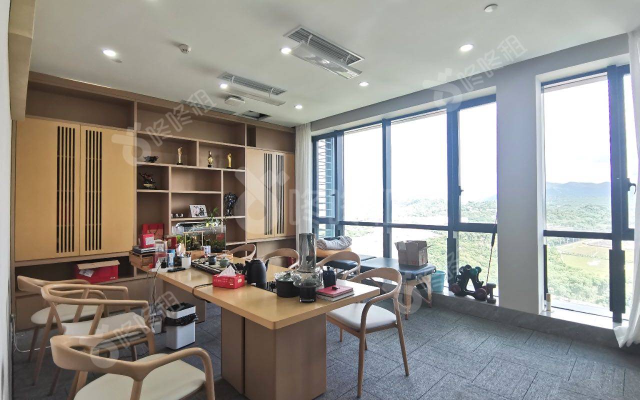 京基御景峯大厦_78平_精装_办公室开间